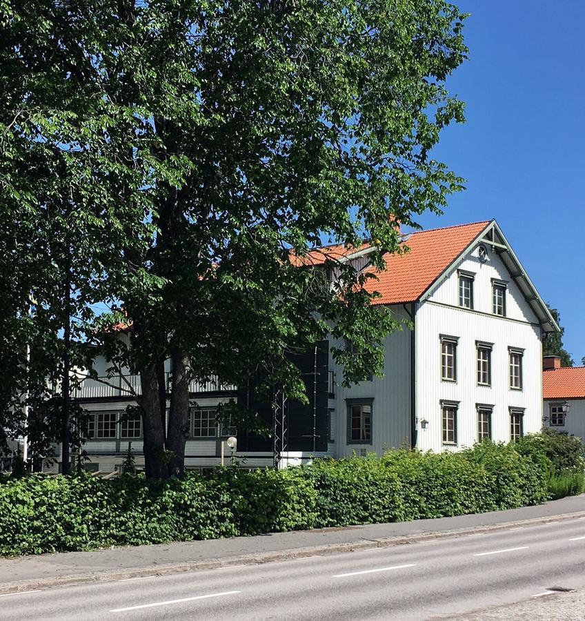 Kisa Waerdshus & Hotell Zewnętrze zdjęcie