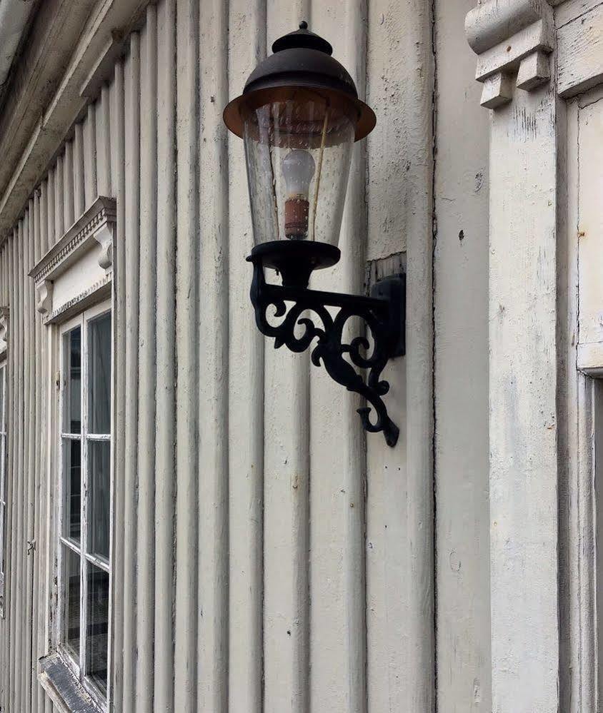Kisa Waerdshus & Hotell Zewnętrze zdjęcie