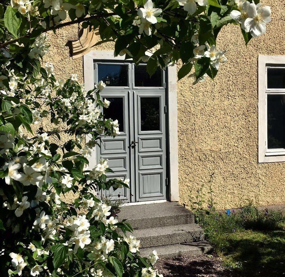 Kisa Waerdshus & Hotell Zewnętrze zdjęcie